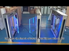 Tornello a battente salvaspazio Zento dal design sottile con controllo accessi a doppia direzione e indicatore LED